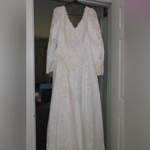 Bridal wedding dress